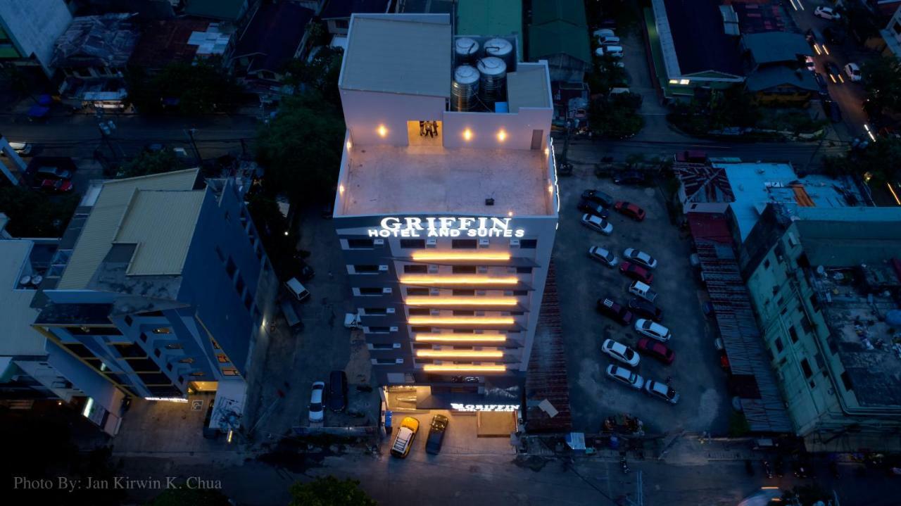 Griffin Hotel And Suites Cebu Exteriör bild